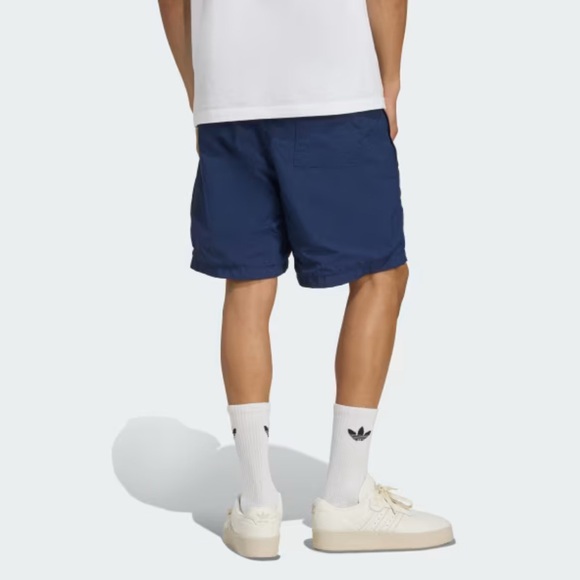 Adidas pull on 7.5” golf shorts lined NWT great for all sports